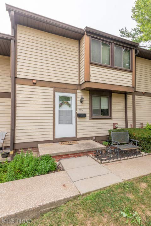 Photo for 990 Hampton Ridge Drive