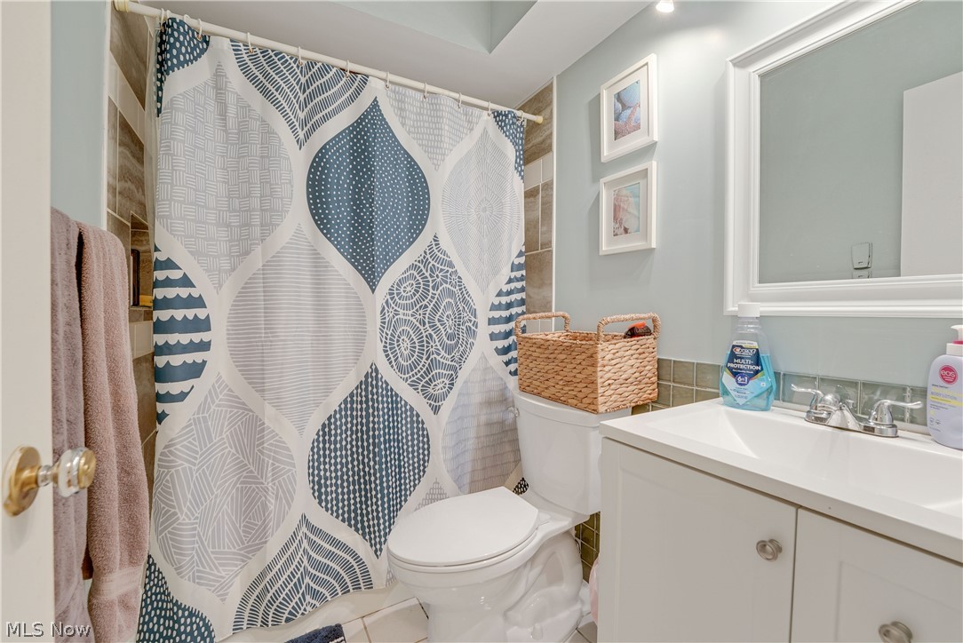 Meadowlawn Condo - Residential