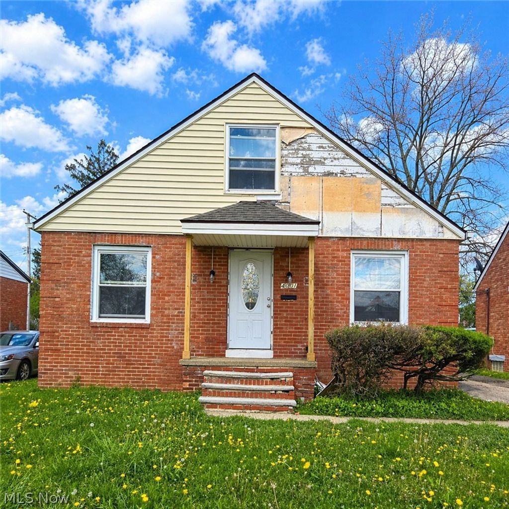 Photo of 4001 E 176th Street, Cleveland, OH 44128 (MLS # 5204286)