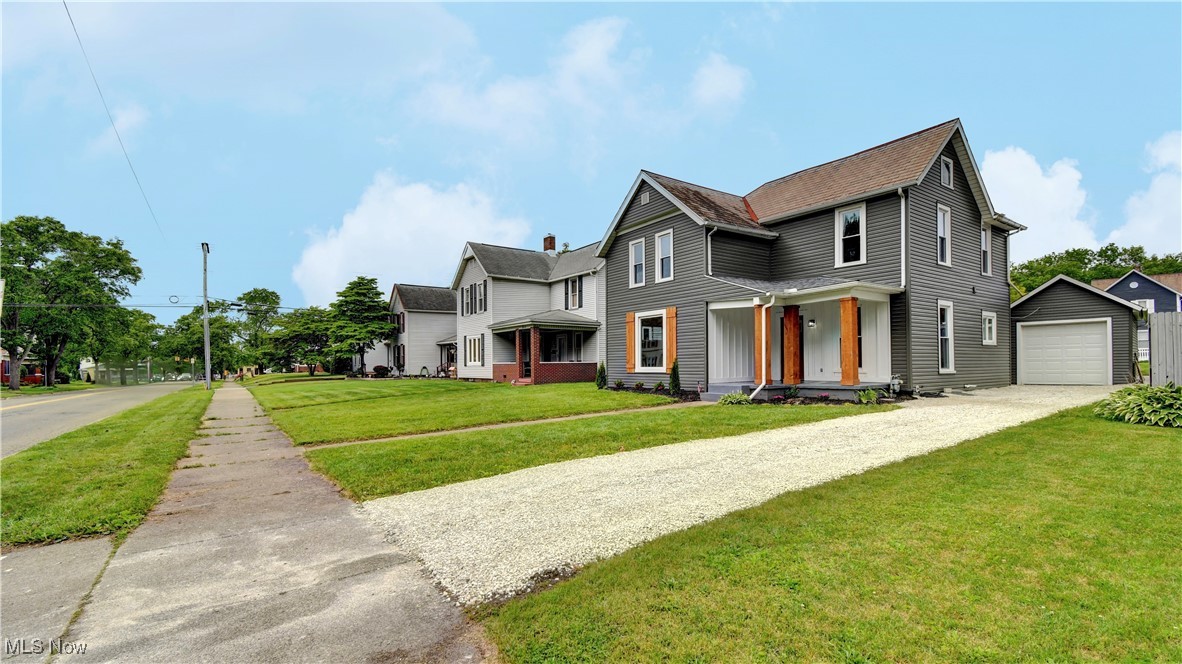 205 W Slingluff Avenue, Dover, Ohio image 2