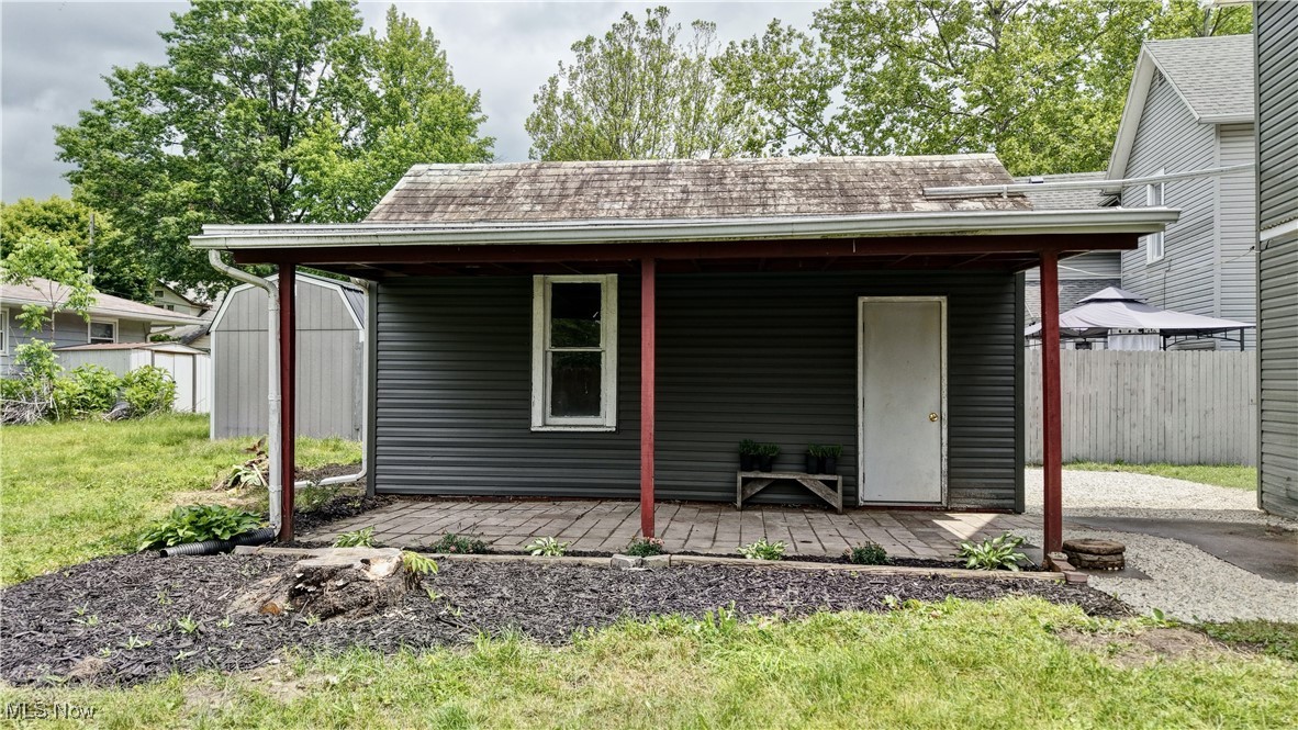 205 W Slingluff Avenue, Dover, Ohio image 29