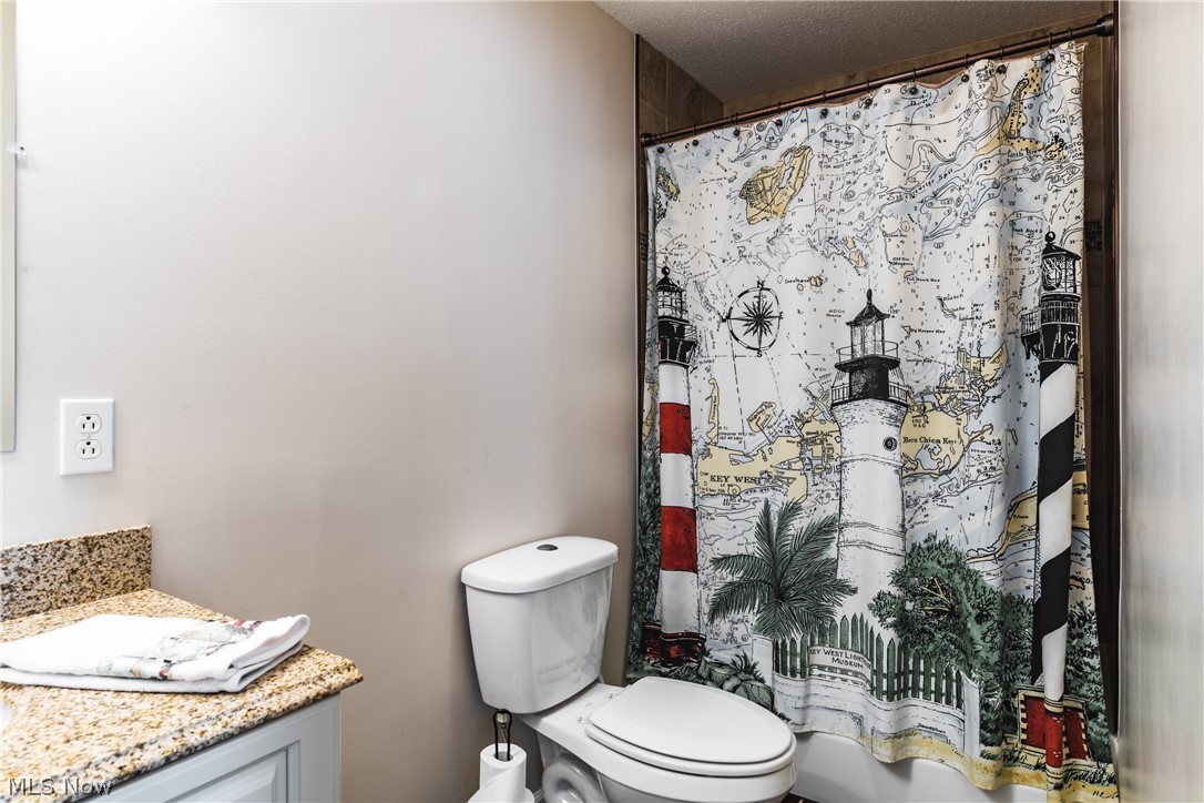 Country Club Estates Adn - Residential