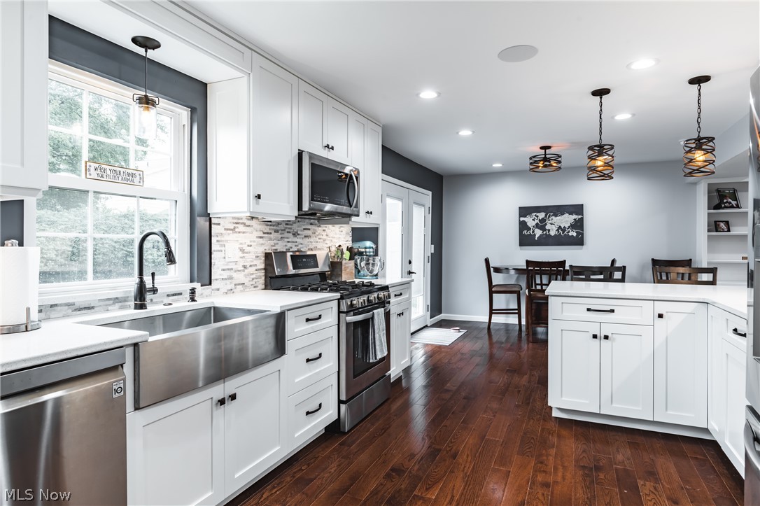 Country Club Estates Adn - Residential