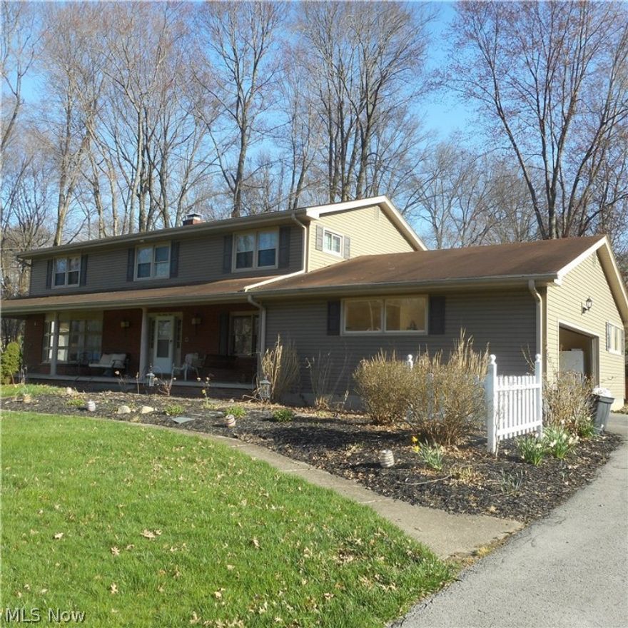 Custom built 5 Bedroom,3 full Baths, colonial on over a half acre of land with a privacy fenced back yard.Living room,dinning room,Kitchen,bedroom , bathroom,laundry room on the first floor.Updates incude New kitchen cabinets, center island, granite countertops. Enjoy a sensational sunroom with stone floor, fireplace, and sliding door to the back patio.

The second floor includes a master suite with bathroom and a huge walk in closet and a outdoor balcony overlooking the back yard.