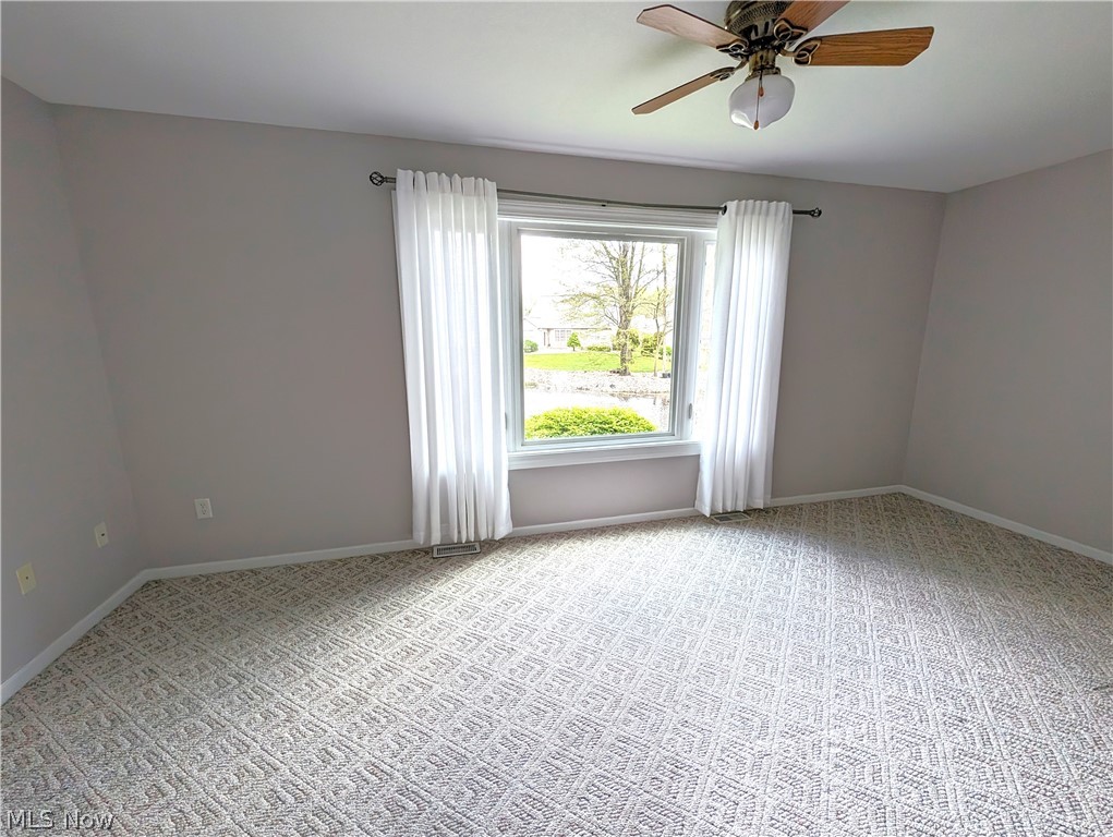 Legends Condos Ph 4 - Residential