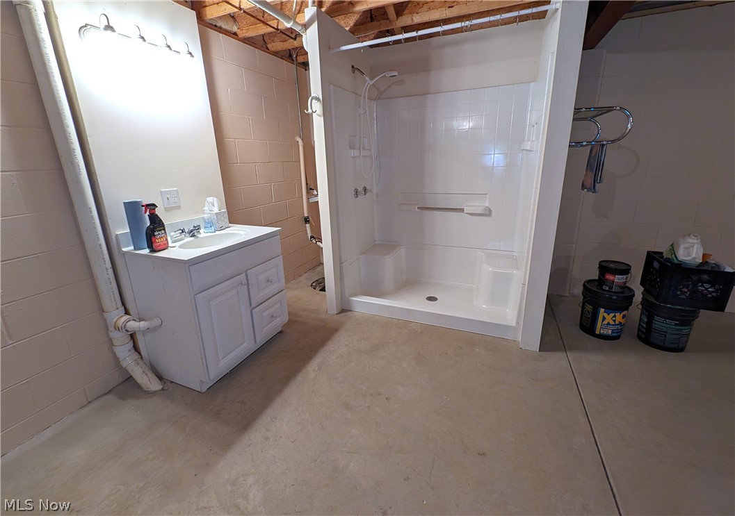 Legends Condos Ph 4 - Residential