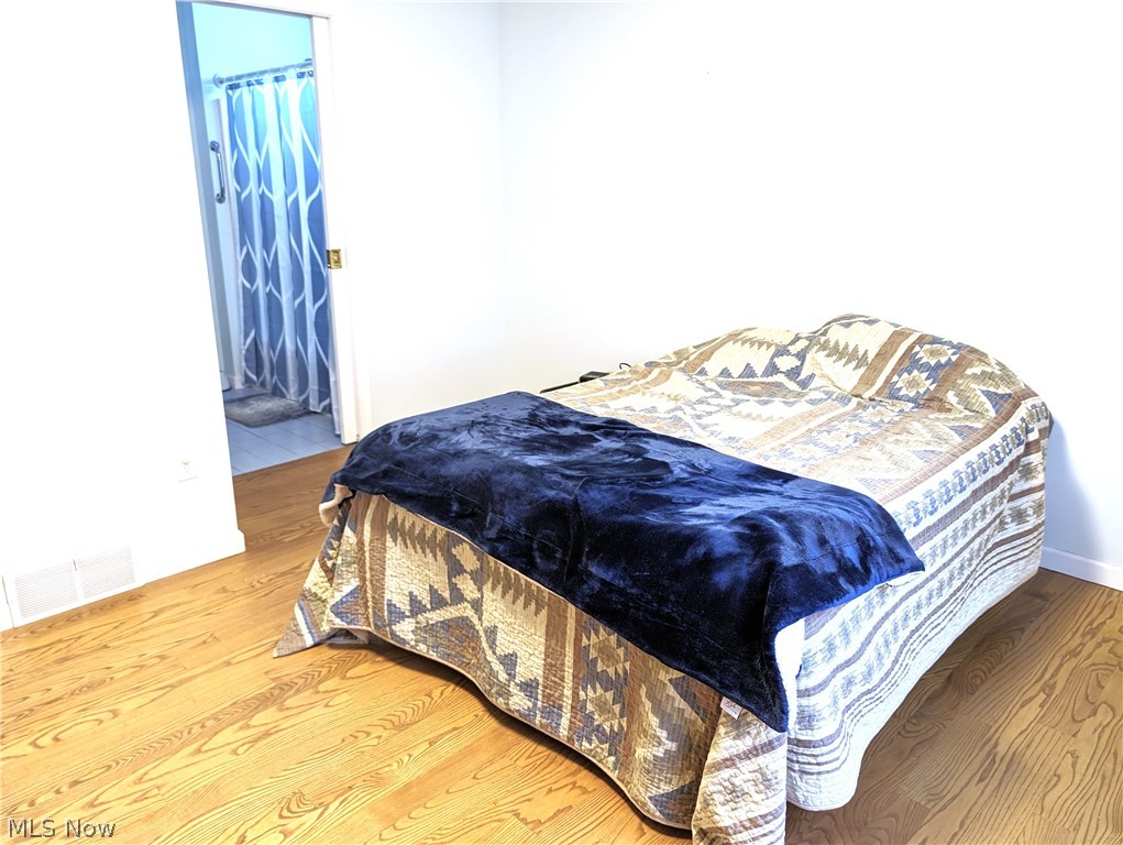 Legends Condos Ph 4 - Residential