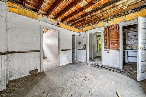 Tiny photo for 3257 E 56th Place, Cleveland, OH 44127 (MLS # 5240162)