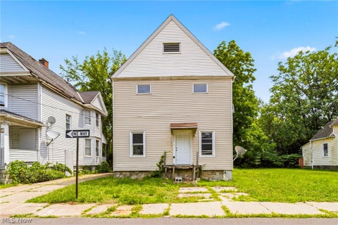 Multifamily For Sale - 3257 E 56th Place<br/> Cuyahoga County, Cleveland, OH 44127