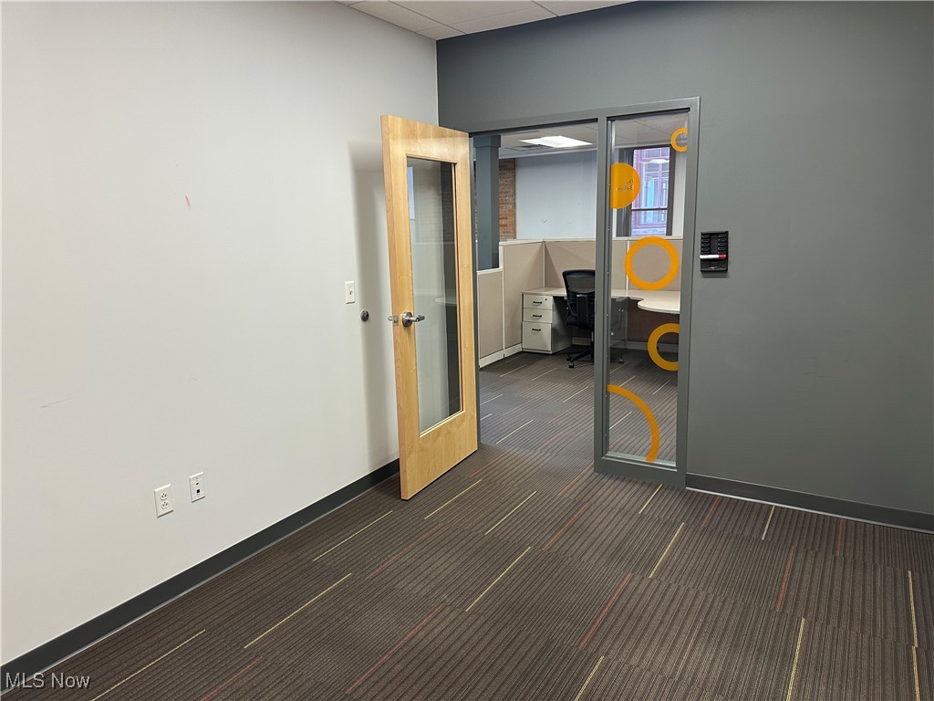 Cleveland, Ohio 44115, United States, ,Residential,Pending,25747