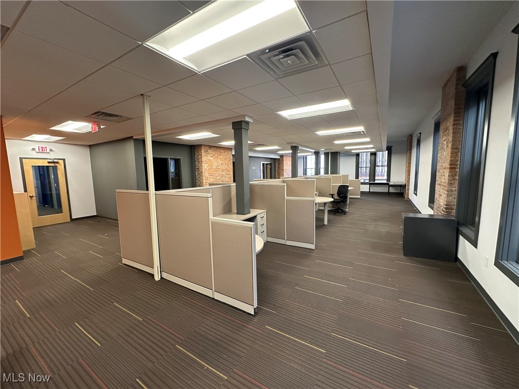 Cleveland, Ohio 44115, United States, ,Residential,Pending,25747