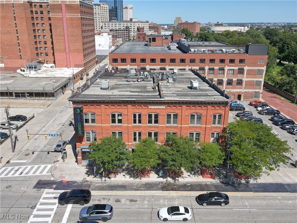 Cleveland, Ohio 44115, United States, ,Residential,Pending,25747