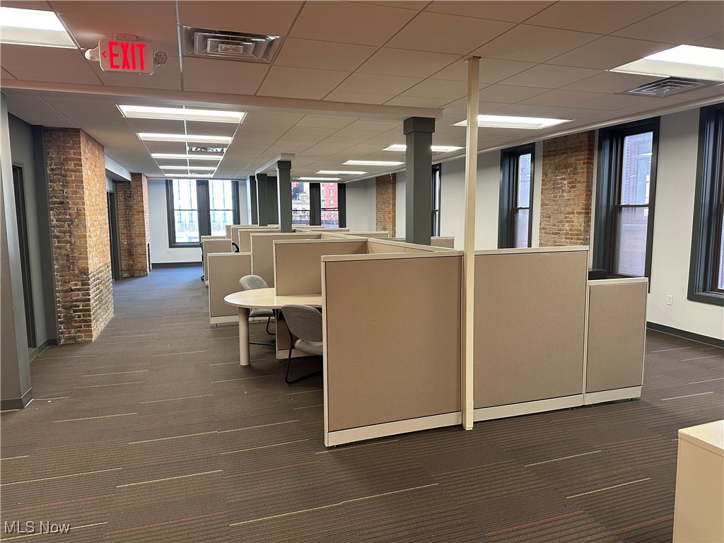 Cleveland, Ohio 44115, United States, ,Residential,Pending,25747