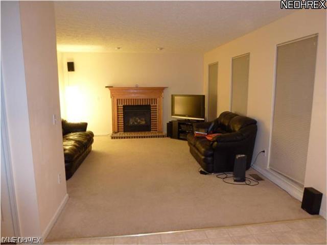 Creekside Estates Ph I - Residential Lease