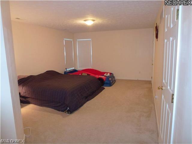 Creekside Estates Ph I - Residential Lease