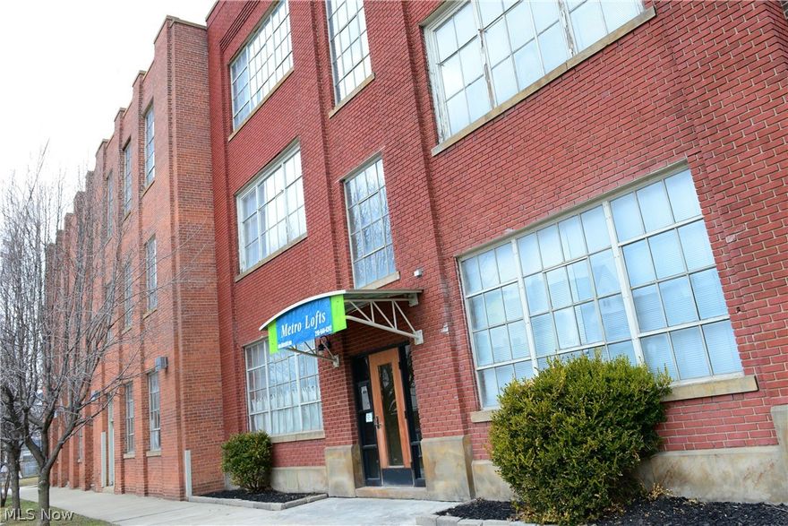 Introducing an amazing opportunity to own The Metro Lofts, this historic loft has been completely renovated into 21 loft apartments which have averaged close to full occupancy. The building sits on the border of Tremont right next to Metro Hospital. There isn't anything around quite like these loft spaces. The pictures speak for themselves, soaring wood ceilings coupled with exposed brick architecture and expansive dramatic window backdrops create truly unforgettable spaces. The rents haven't changed much in years so there is quite an opportunity here on the cash flow upside. Each of the apartments has been renovated relatively recently and show extremely well to the loft renter looking for a contemporary look and feel. There are W/D hookups in suite and the building includes a gated parking lot with spaces for each apartment.