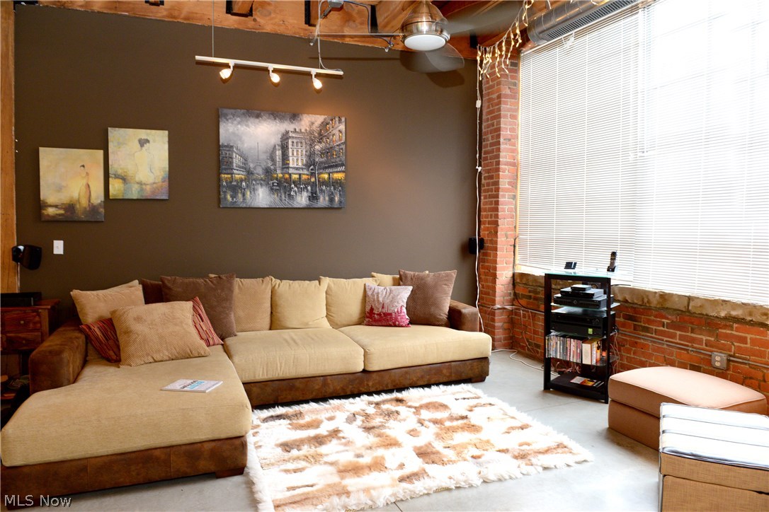 Ruth Curtiss Allotment - Commercial Sale