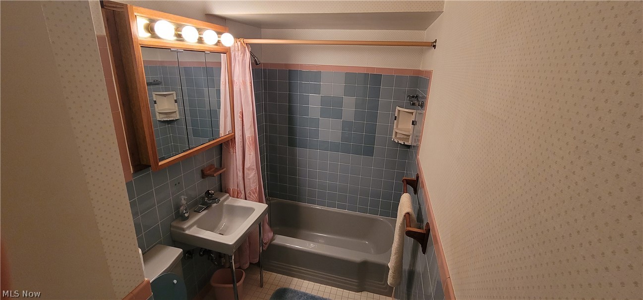 R W Hall Sub - Residential