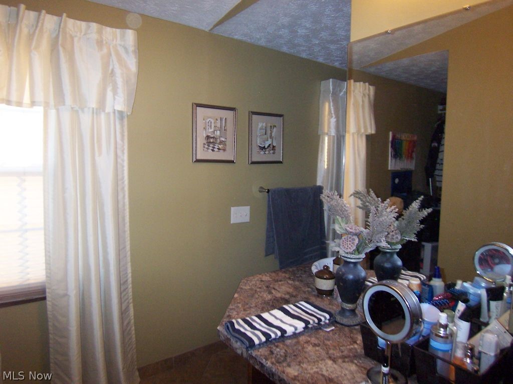 Meanderwood 4 - Residential