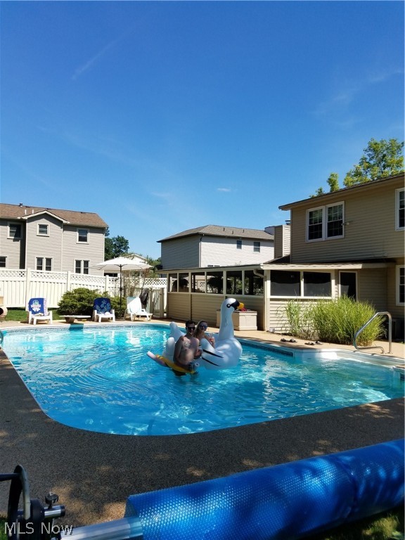 Meanderwood 4 - Residential