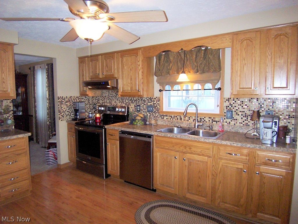 Meanderwood 4 - Residential