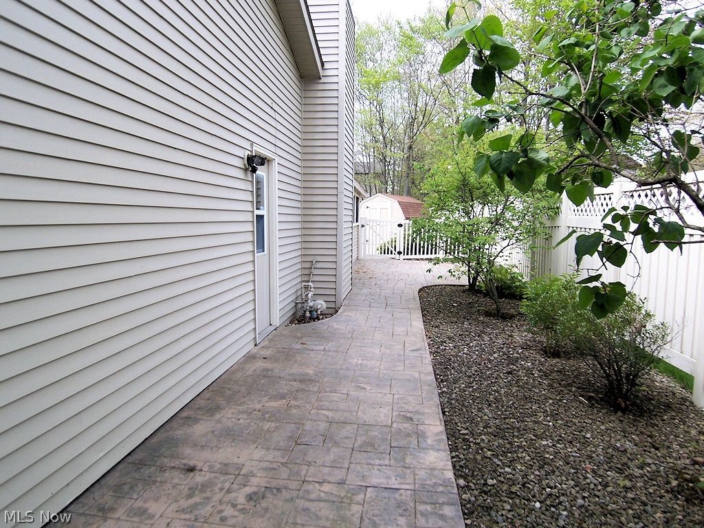 Meanderwood 4 - Residential