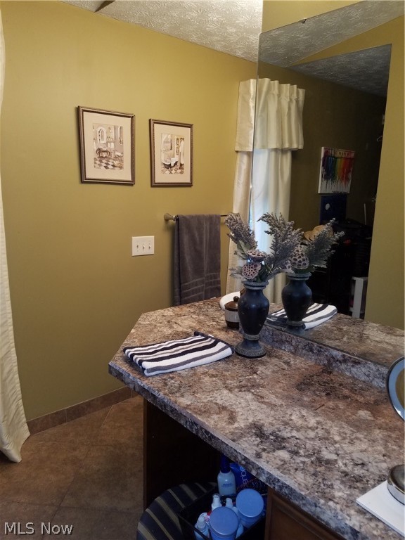 Meanderwood 4 - Residential