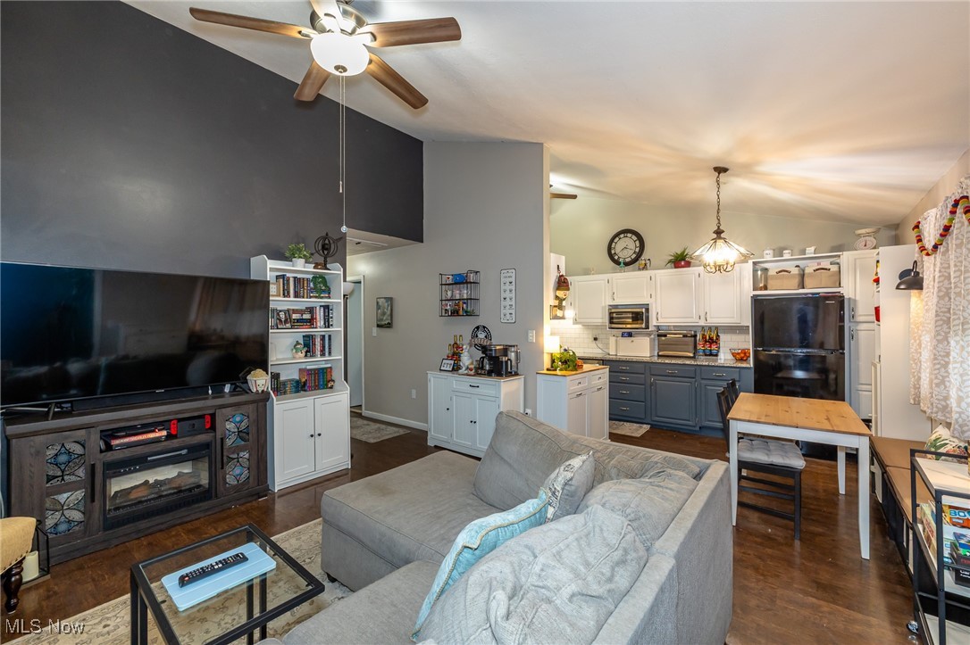 Riveroaks Terrace Condo - Residential