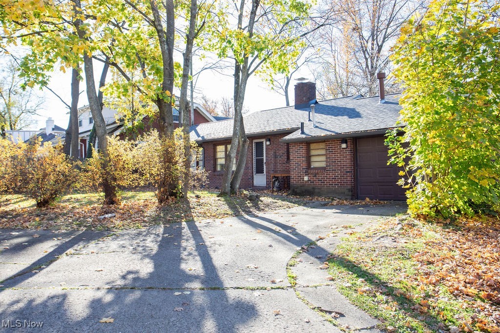 1655 5th Avenue, Youngstown, Ohio image 3