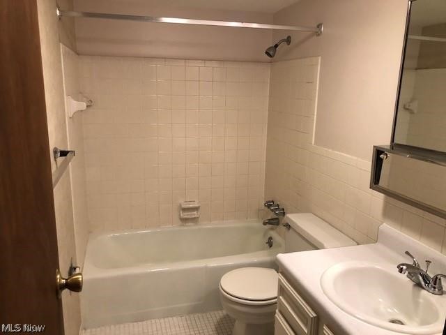 Royal Arms West - Residential Lease