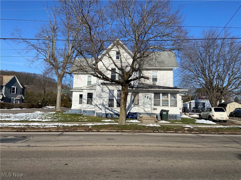 Photo of 346 W State Street, Newcomerstown, OH 43832 (MLS # 5177270)