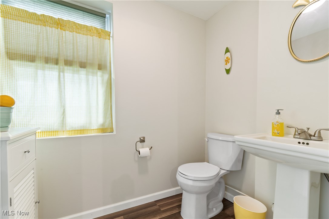 499 Sand Run Road, Akron, Ohio image 32
