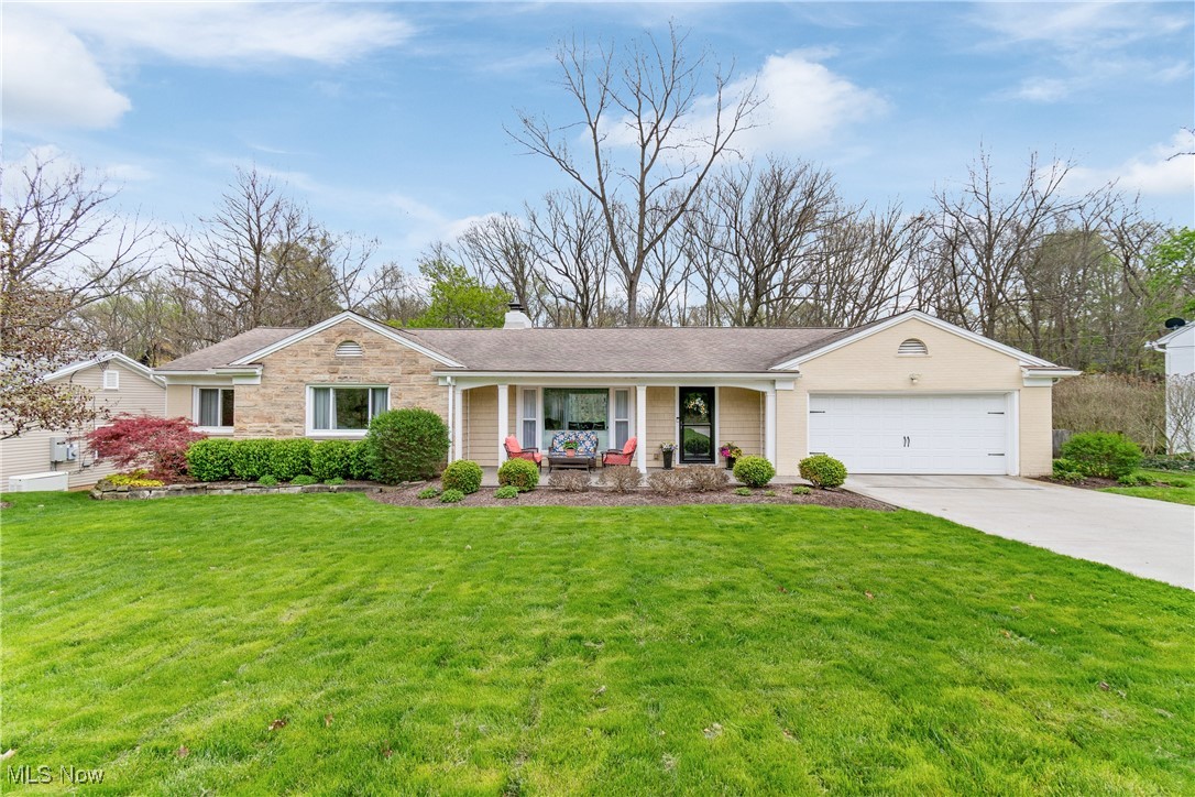 499 Sand Run Road, Akron, Ohio image 1