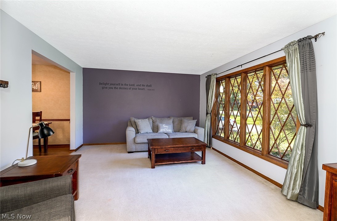 Cloverleaf West - Residential