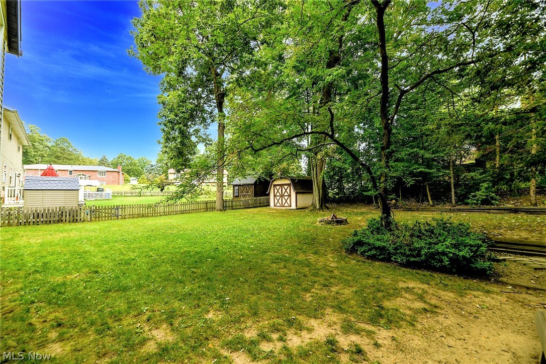 Cloverleaf West - Residential