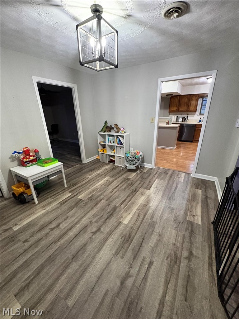 Township/New Russia - Residential