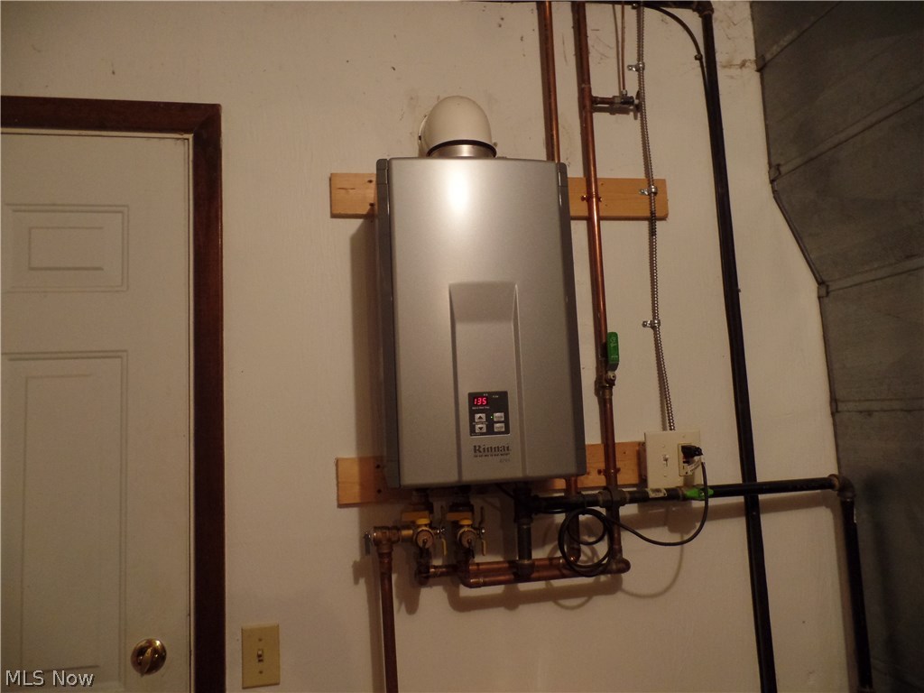 Center Gate Mills 02 - Residential