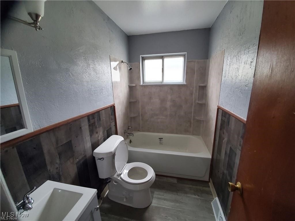 5696 Garfield Avenue, Maple Heights, Ohio image 4