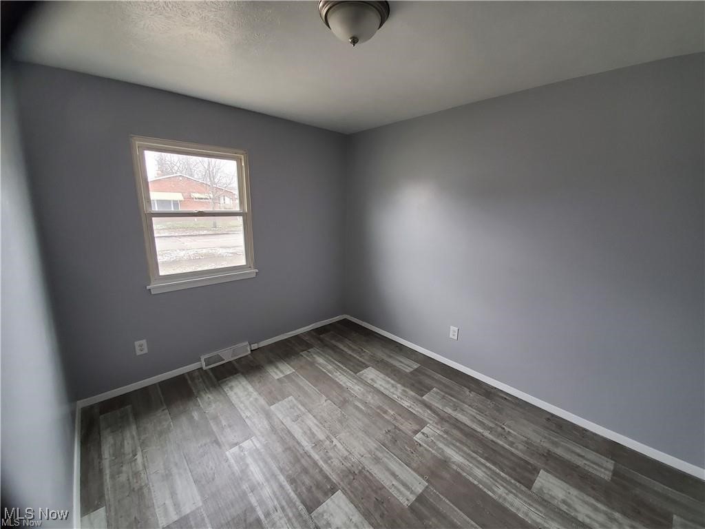 5696 Garfield Avenue, Maple Heights, Ohio image 6
