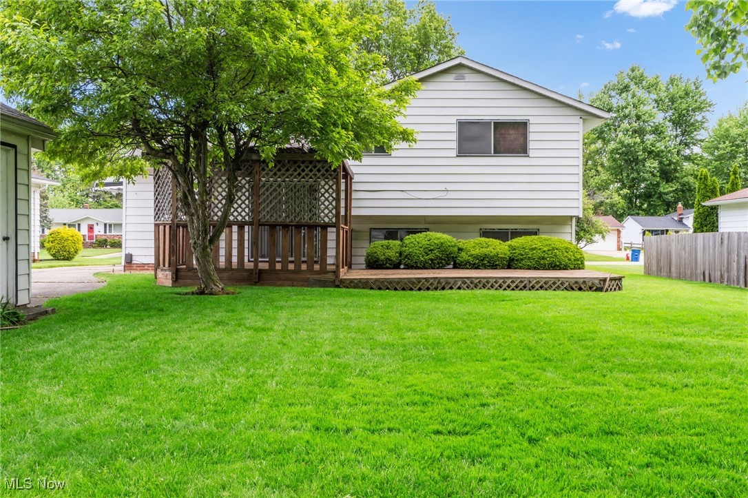36948 S Lake Shore Boulevard, Eastlake, Ohio image 4