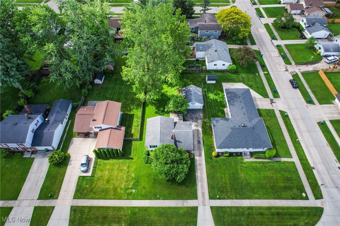 36948 S Lake Shore Boulevard, Eastlake, Ohio image 34