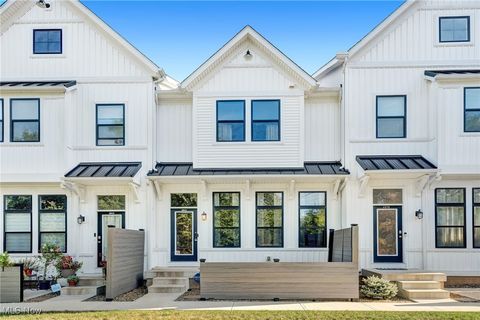 4814 Mills Pointe Way Westlake OH 44145