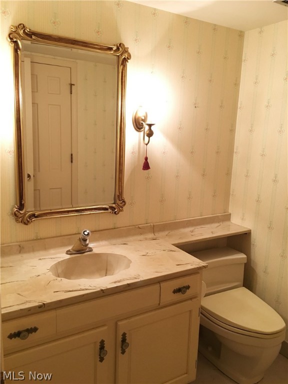 Camelot Condominiums - Residential