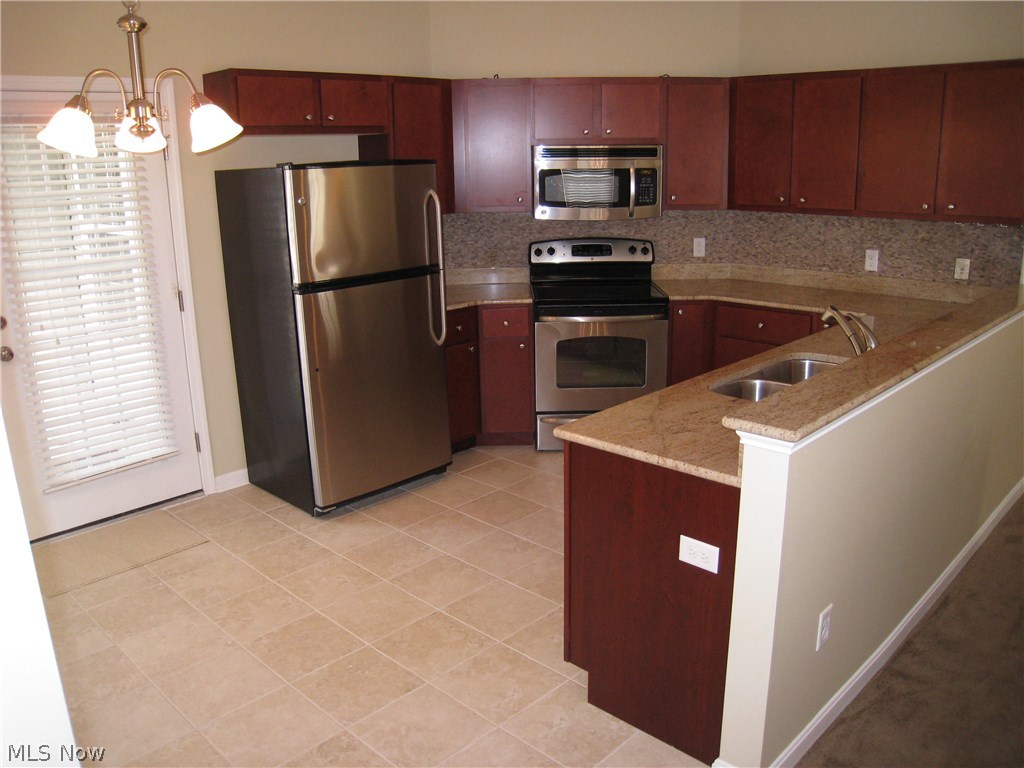 Tuscan Rdg Condos Ph I - Residential