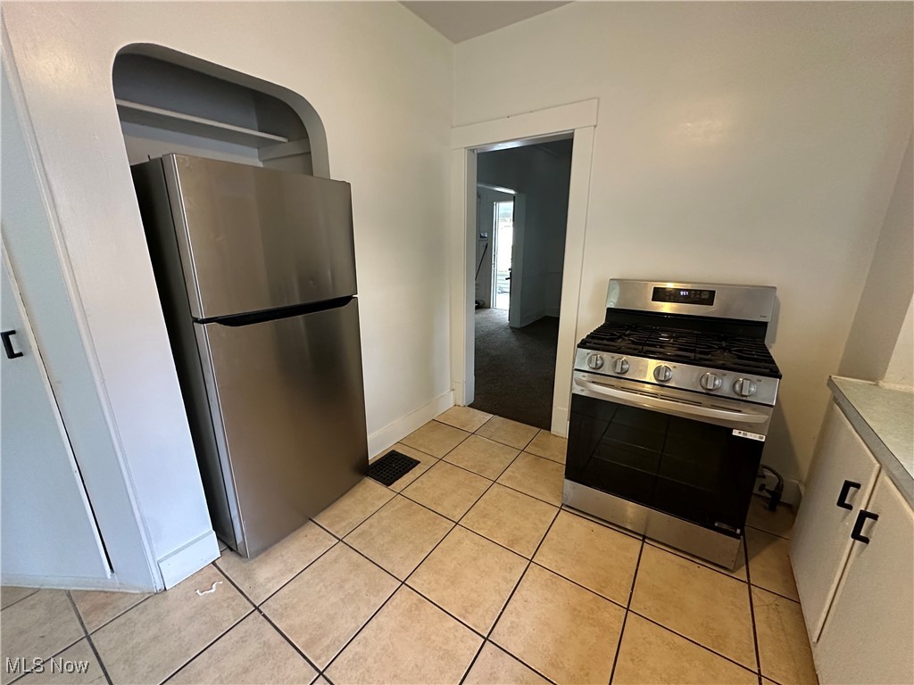 City/Youngstown - Residential Lease