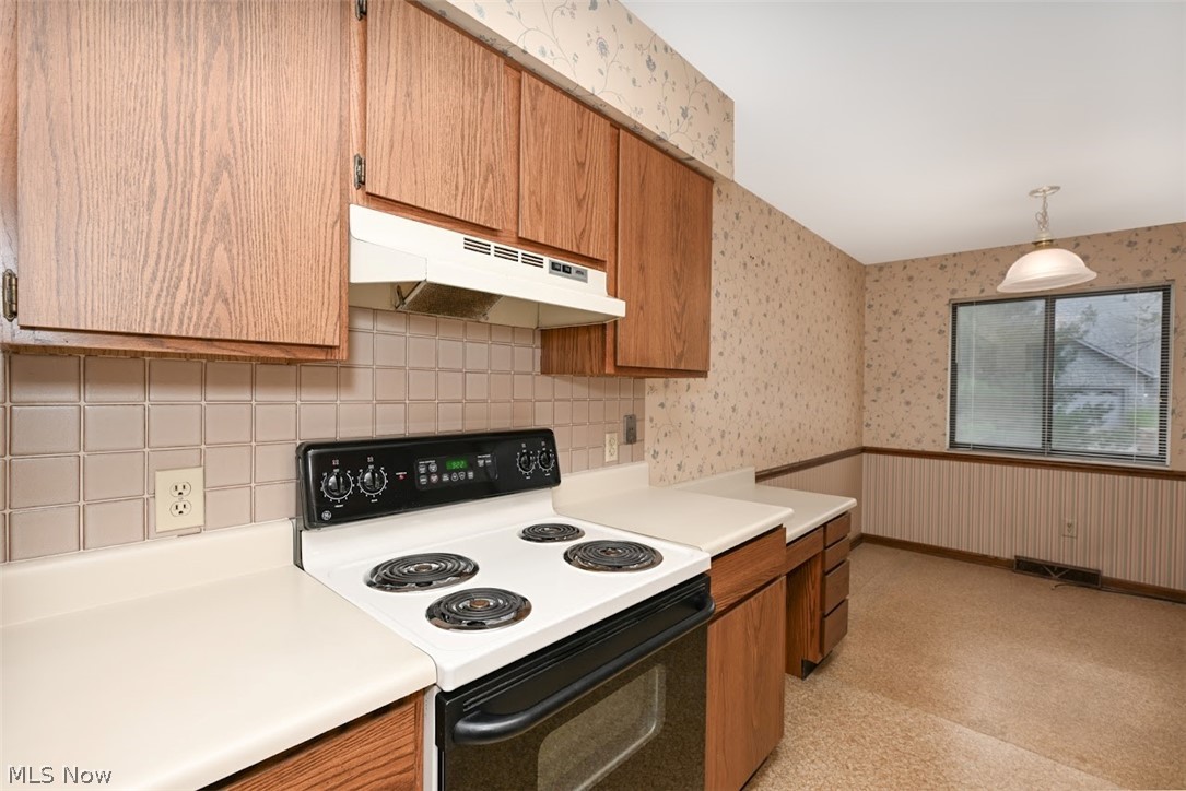 Hampton Ridge Condo - Residential