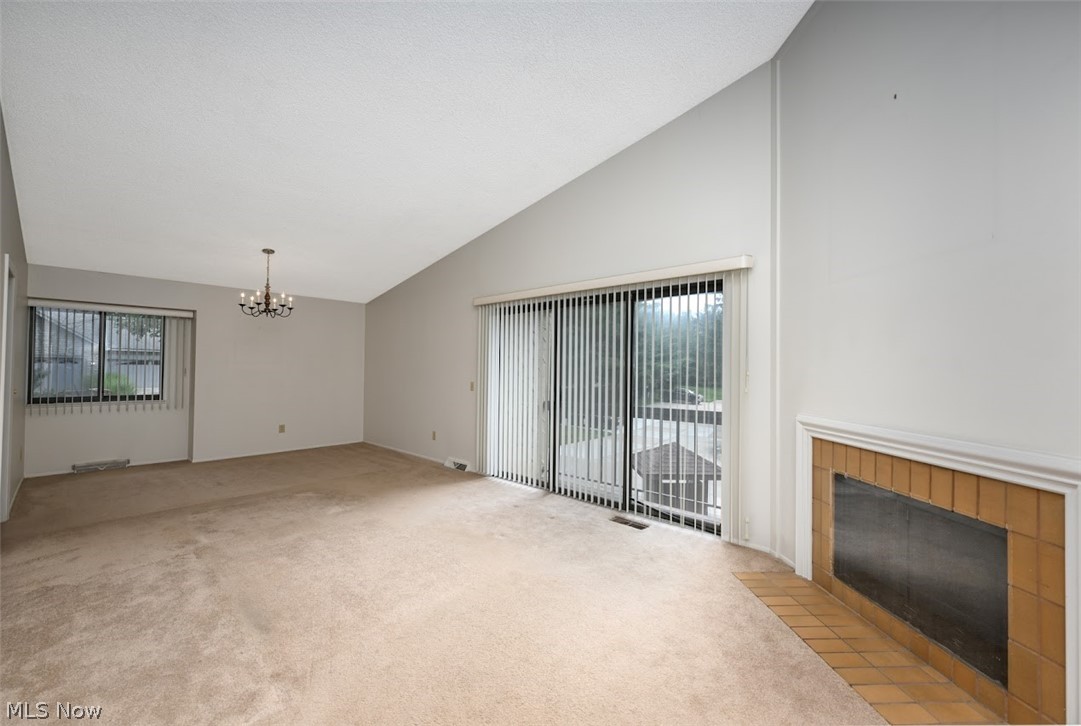 Hampton Ridge Condo - Residential