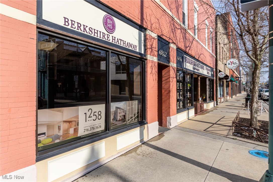 Cleveland, Ohio 44102, United States, 2 Bedrooms Bedrooms, ,1 BathroomBathrooms,Residential,Active,23887