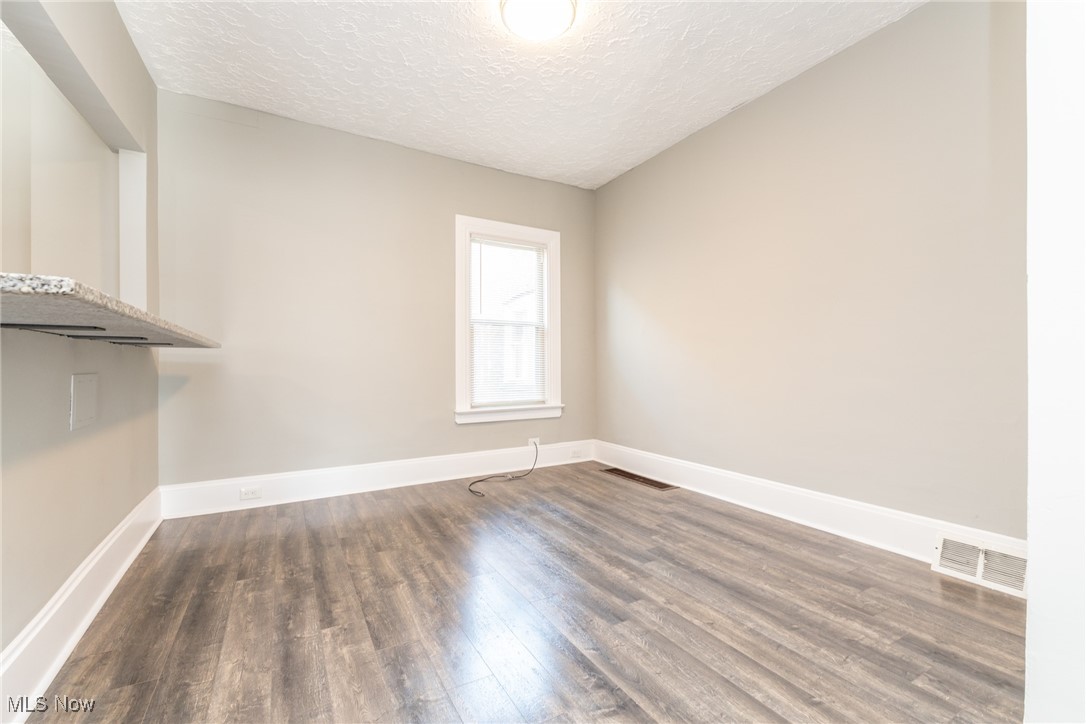 Cleveland, Ohio 44102, United States, 2 Bedrooms Bedrooms, ,1 BathroomBathrooms,Residential,Active,23887