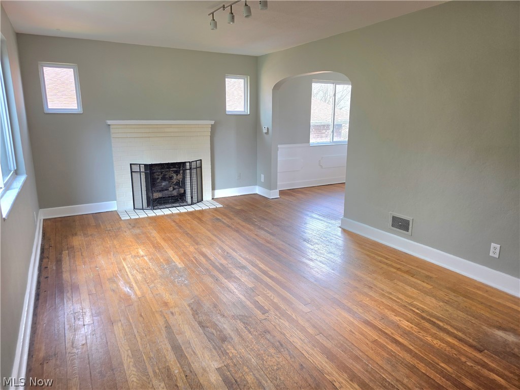 Columbia Terrace Adn - Residential